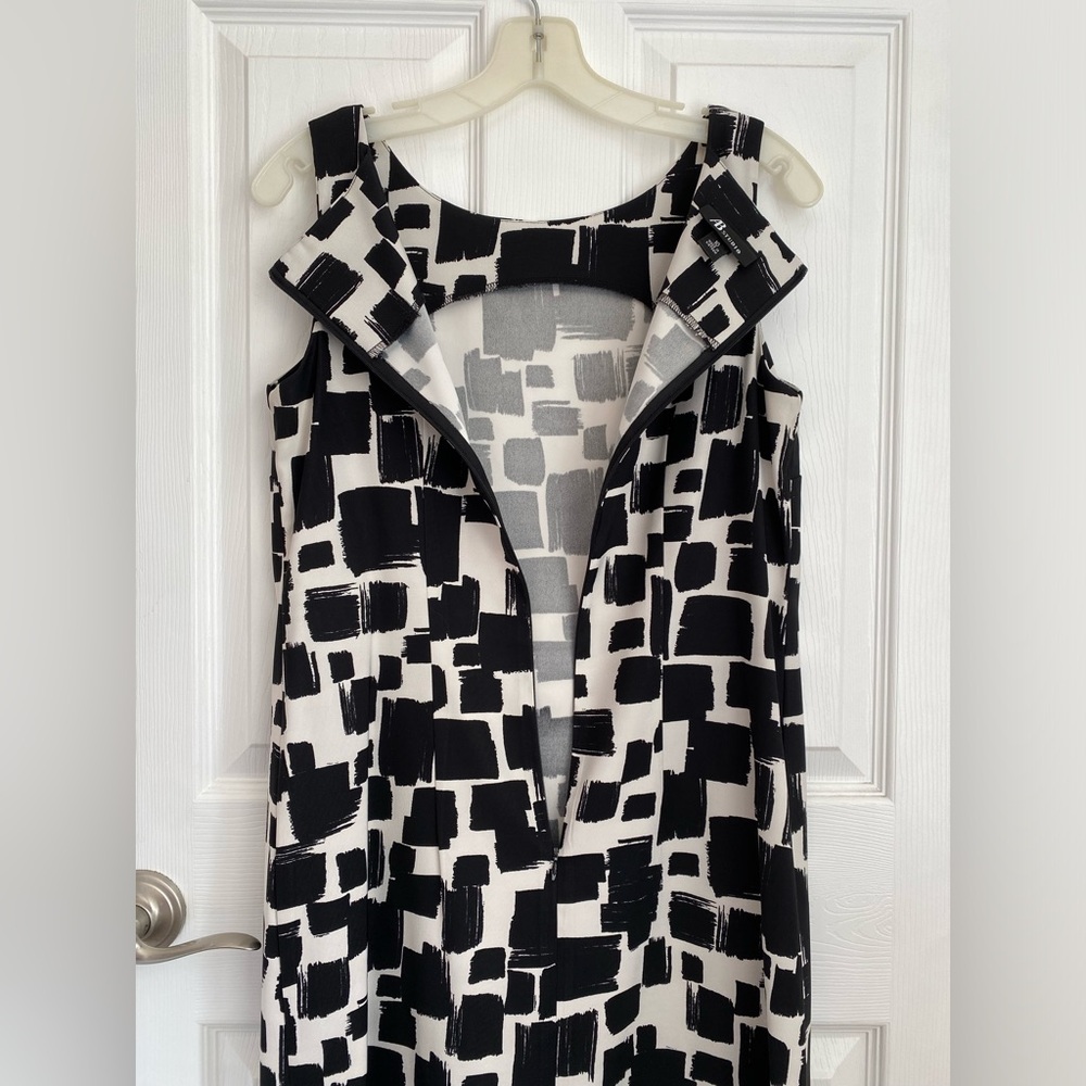 Chic AB studios Black and White Patterned Dress - Picture 5 of 5